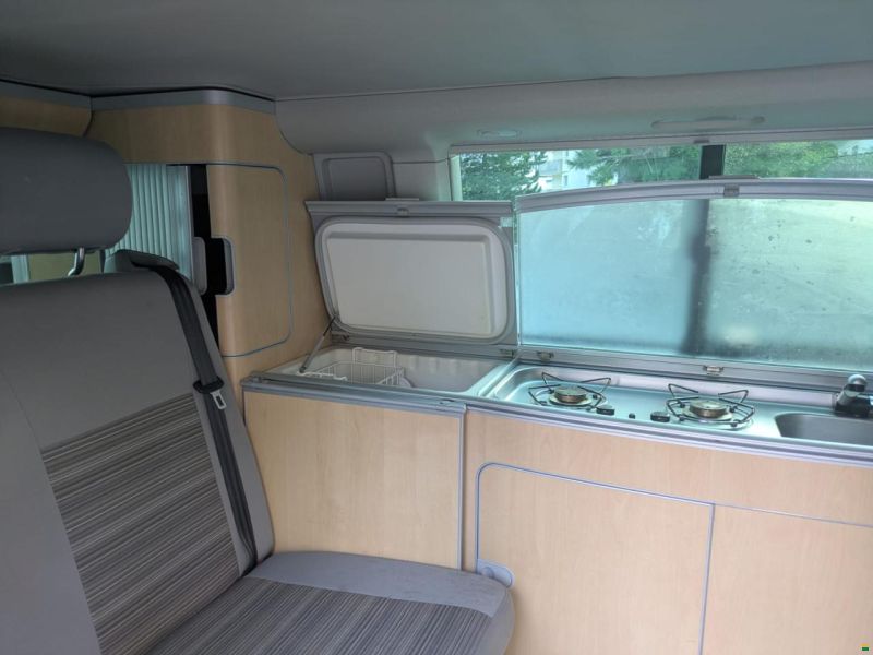 Volkswagen T5 California