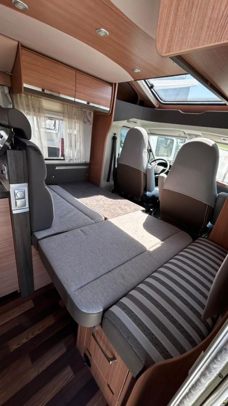 Knaus Sky Wave 650 MF