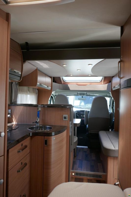 Knaus Sky Wave 650 MF