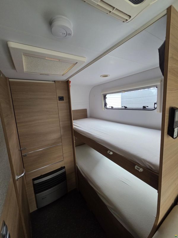 Adria Adora PT 573