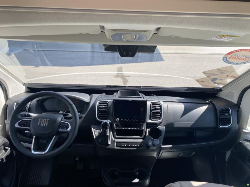Eura Mobil Profila T 695 EB