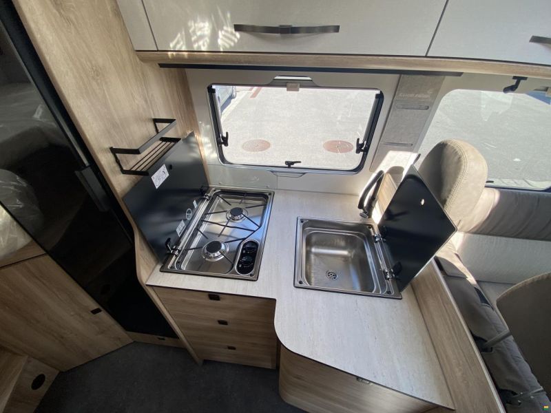 Eura Mobil Profila T 695 EB