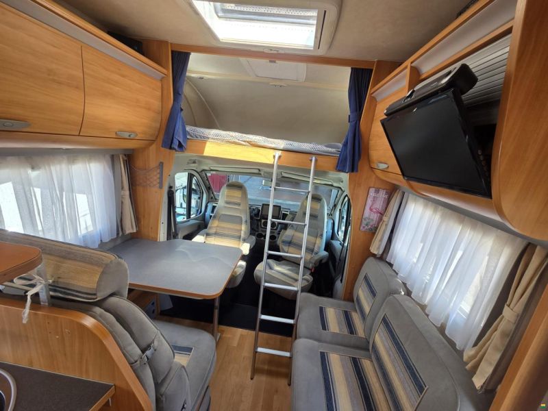 Adria Adriatik S 660 SP Coral Silver