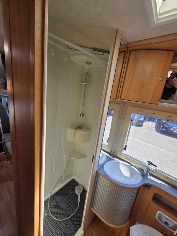 Adria Adriatik S 660 SP Coral Silver