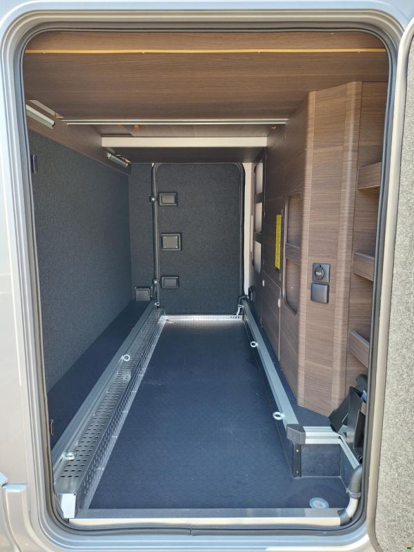 Adria Coral Supreme - MB 650 SL