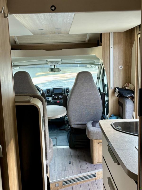 Knaus Sky Wave 650 MEG