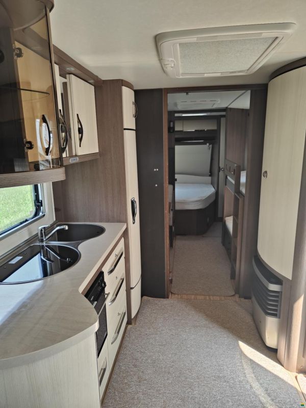 Hobby 720 UKFe Prestige