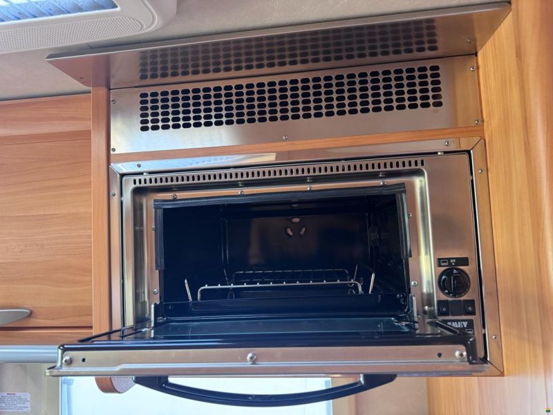 Adria Adriatik Coral S 660 SL