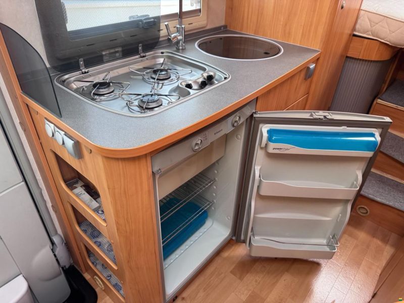 Adria Adriatik Coral S 660 SL