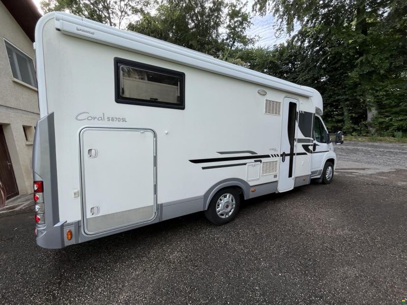 Adria Coral S670SL Suprême édition