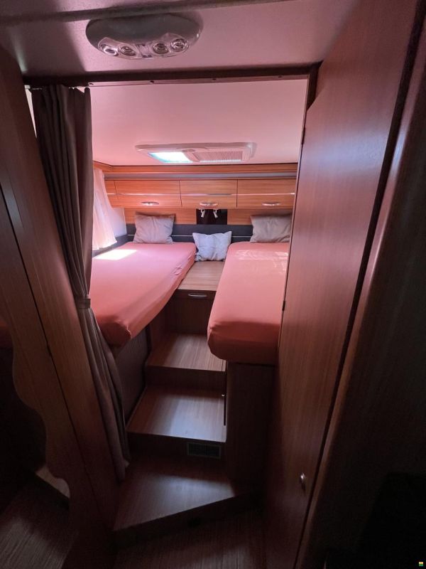 Adria Coral S670SL Suprême édition