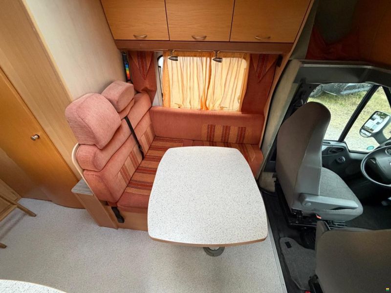 Eura Mobil **PROFILA 685**QUERBETT*WINTERTAUGLICH*