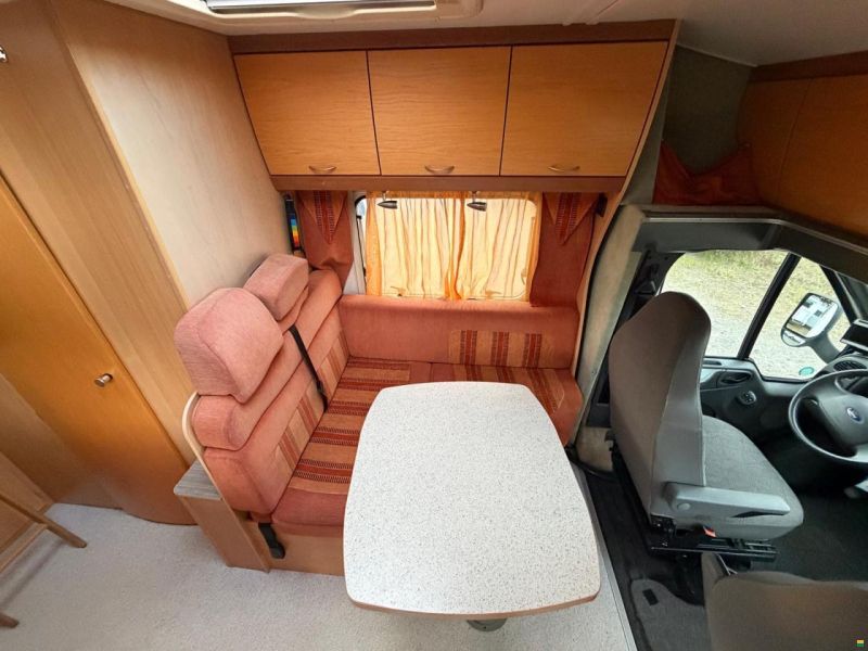 Eura Mobil **PROFILA 685**QUERBETT*WINTERTAUGLICH*