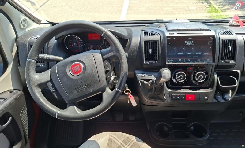 Van Tourer Sport 600
