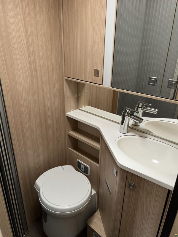 Bürstner Ixeo it 734