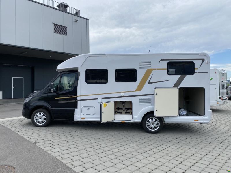 Eura Mobil Profila T 696 EB