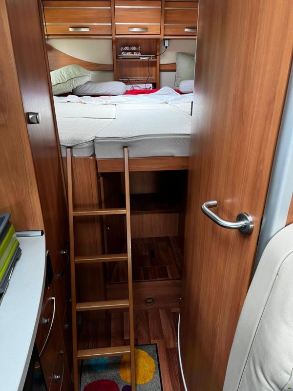 Hymer Exsis-I