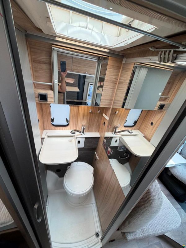 Fiat *HYMER*YELLOWSTONE*9G AUTOMAT*LÄNGSBETT