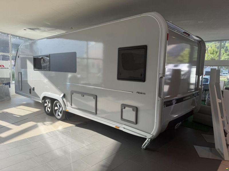 Adria Alpina 663 HT