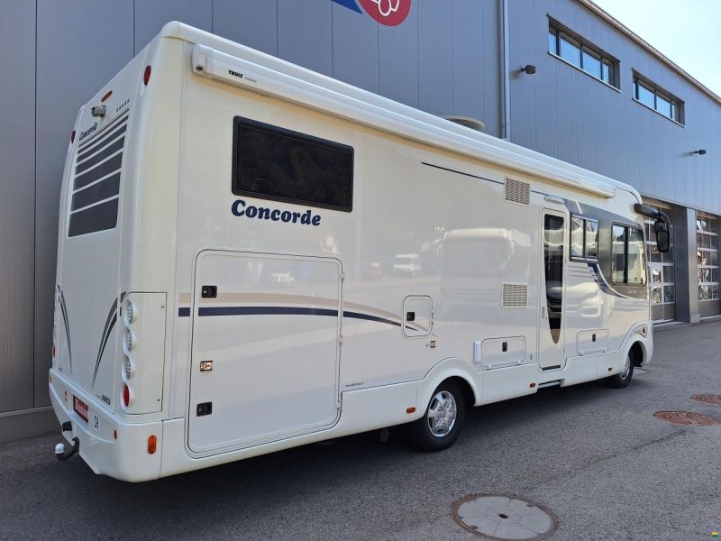Concorde Carver 821 L