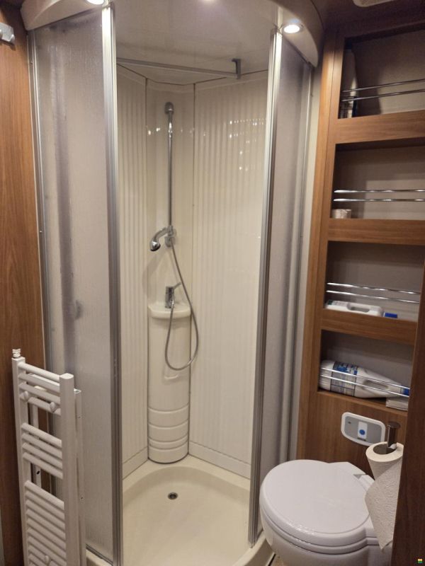 Dethleffs Globtrotteur XXL A 9800