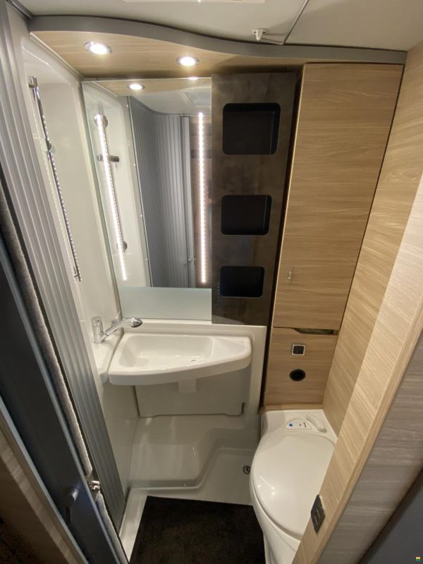 Knaus Van Ti Plus 650 MEG Plat.Selection