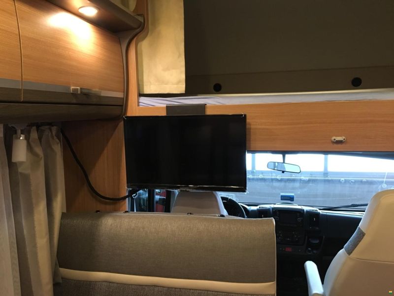 Knaus 650 DG - Superlight