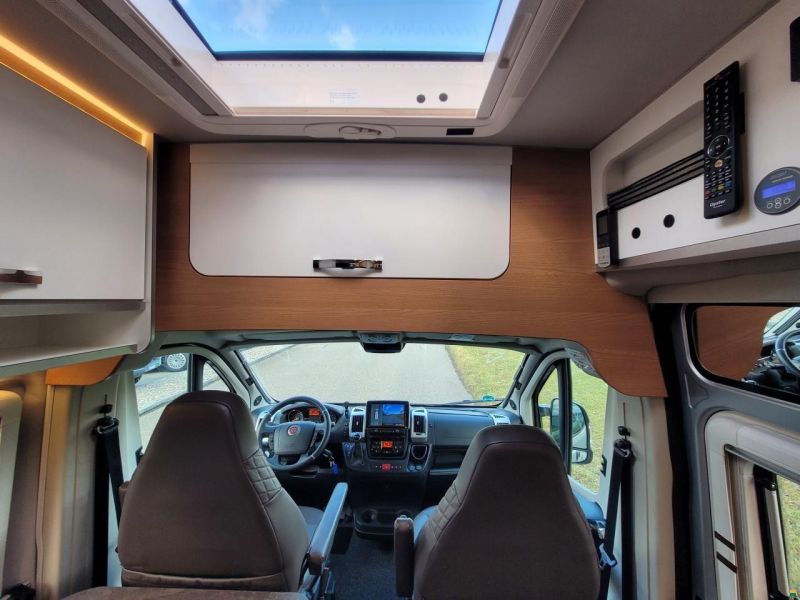 Weinsberg CaraBus 630 MEG OUTLAW