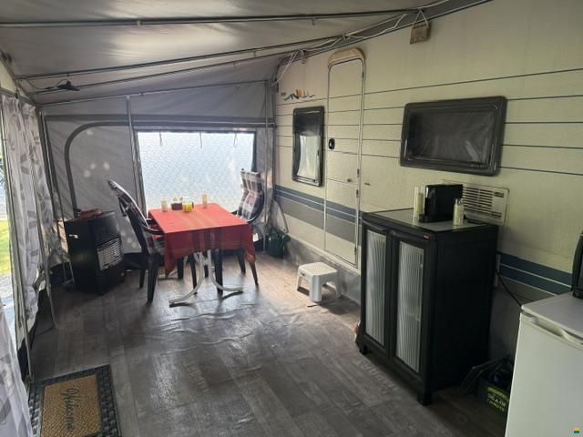 Hobby De Luxe