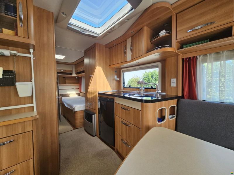 Hymer Nova 530