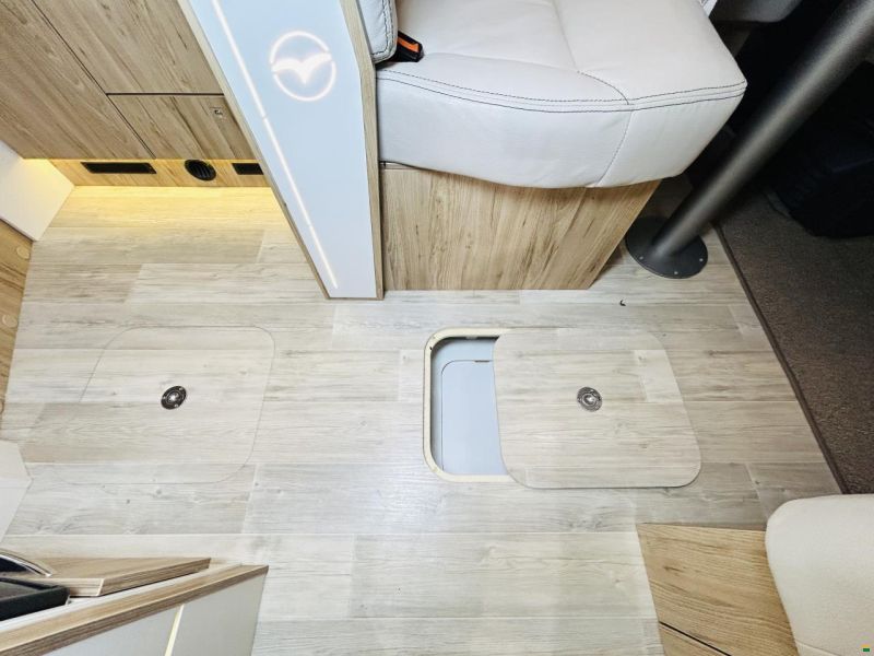 Pilote G700