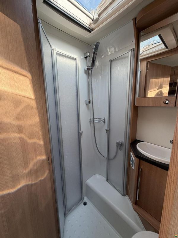 LMC Sonstige V646