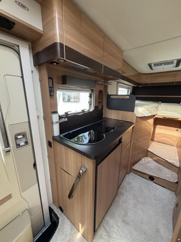 LMC Sonstige V646