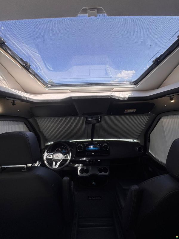 Adria MercedesBenz Matrix Supreme 670 SL