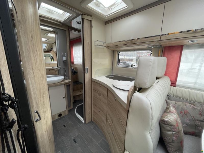 Eura Mobil Profila T 725 QB