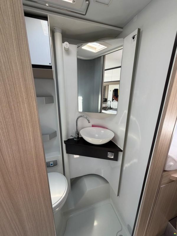 Fiat **ADRIA COMPACT PLUS DL*9GANG STUFENLOS*