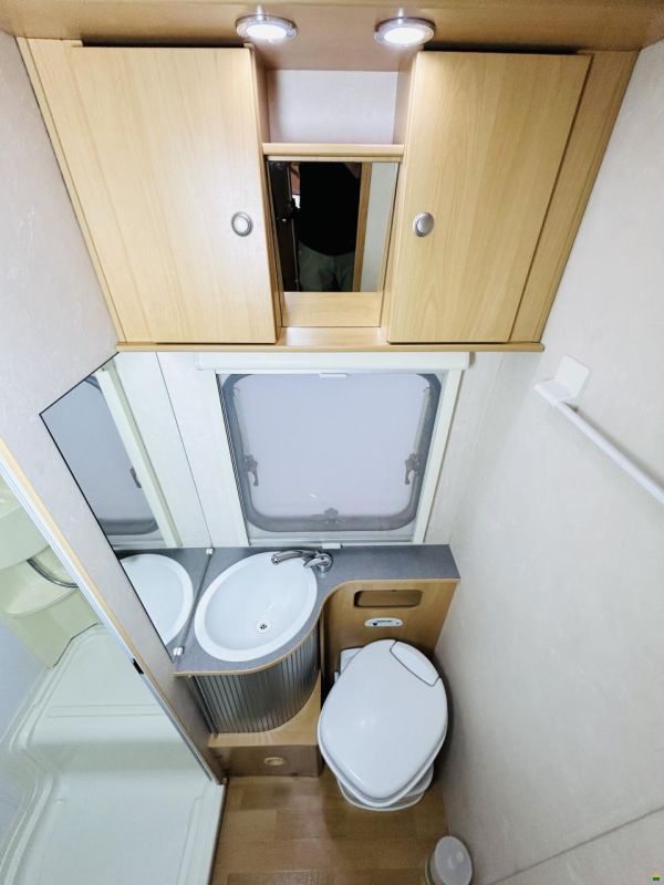 Adria Adriatik A8C