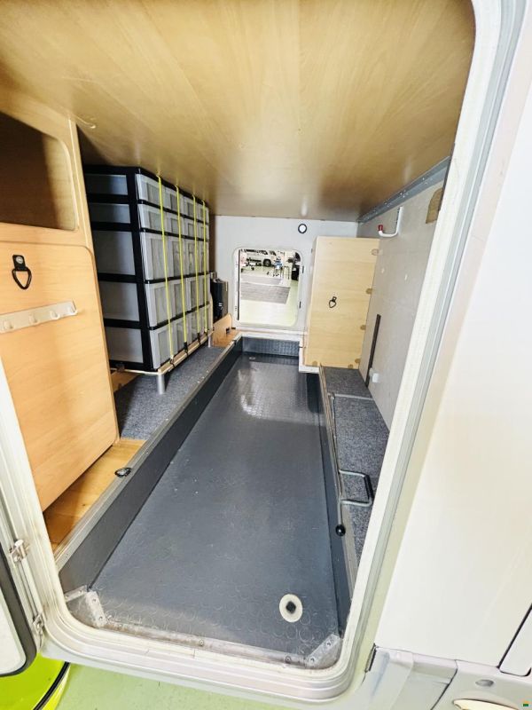 Adria Adriatik A8C
