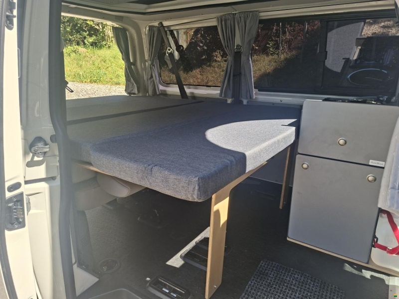 Volkswagen VW T5 MAREMONTI FAMILY CAMPER 9SITZE