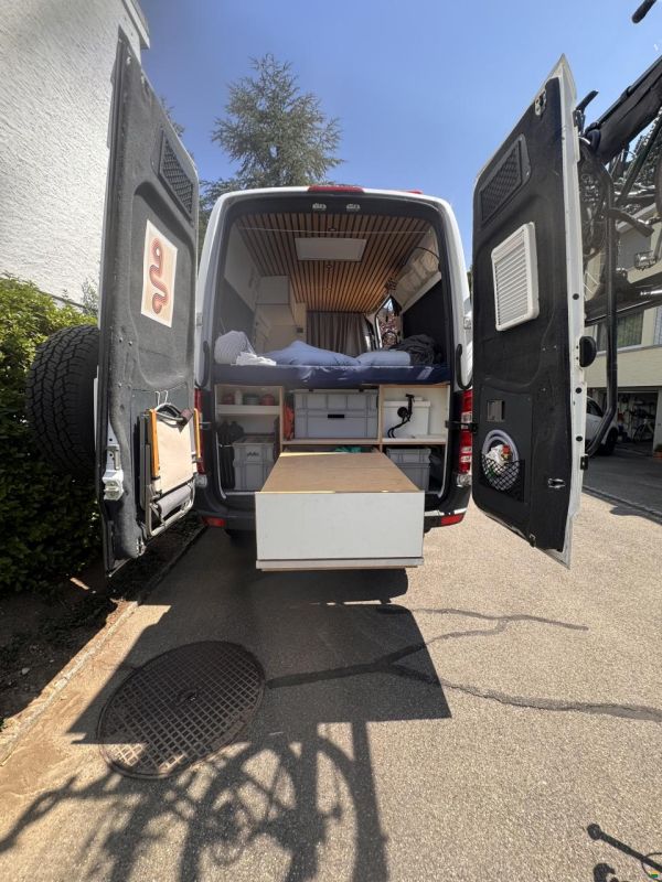 Mercedes Benz Sprinter