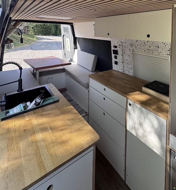 Mercedes Benz Sprinter