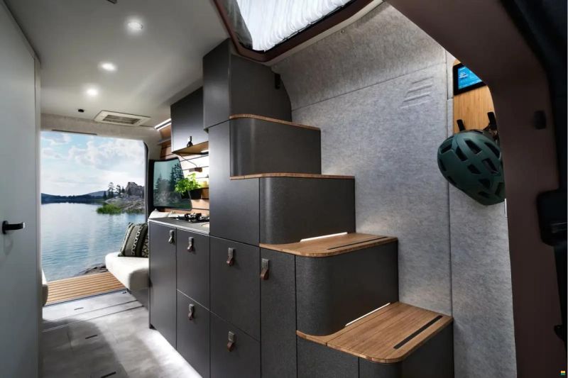 Hymer Venture S