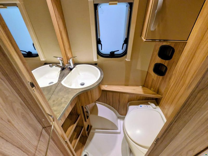 Eriba Hymer Nova 470 Light