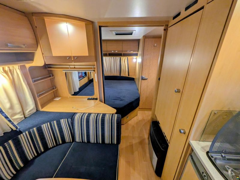 Dethleffs Camper 560 FMK