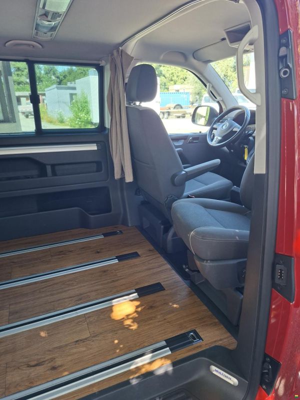 Volkswagen VW T5.1 MULTIVAN / FAMILY CAMPER 5-7SITZ