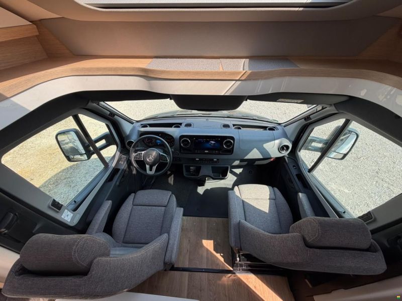 Mercedes Benz ***HYMER 580BMC***NEUWERTIG**LÄNGSBETT**