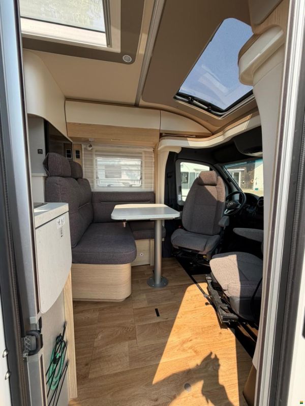 Mercedes Benz ***HYMER 580BMC***NEUWERTIG**LÄNGSBETT**