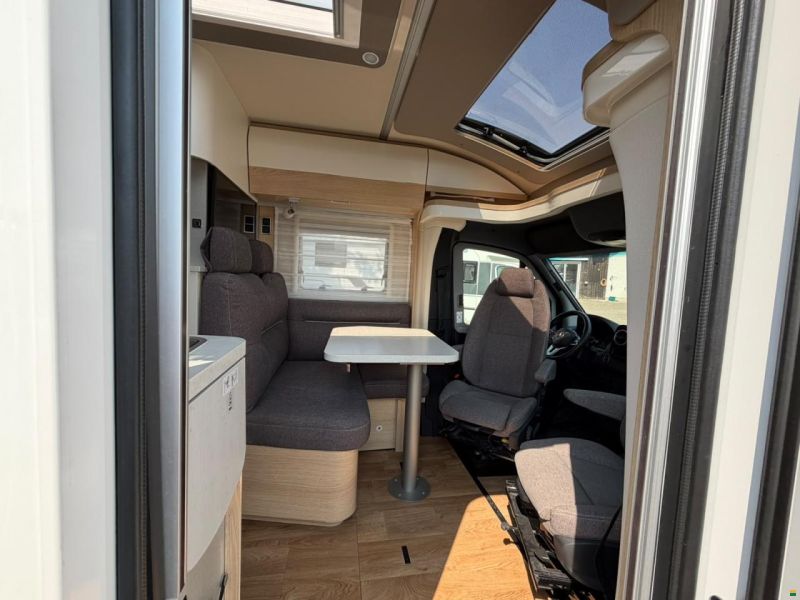 Mercedes Benz ***HYMER 580BMC***NEUWERTIG**LÄNGSBETT**