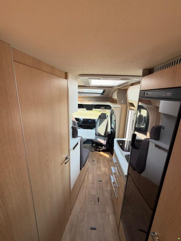 Mercedes Benz ***HYMER 580BMC***NEUWERTIG**LÄNGSBETT**