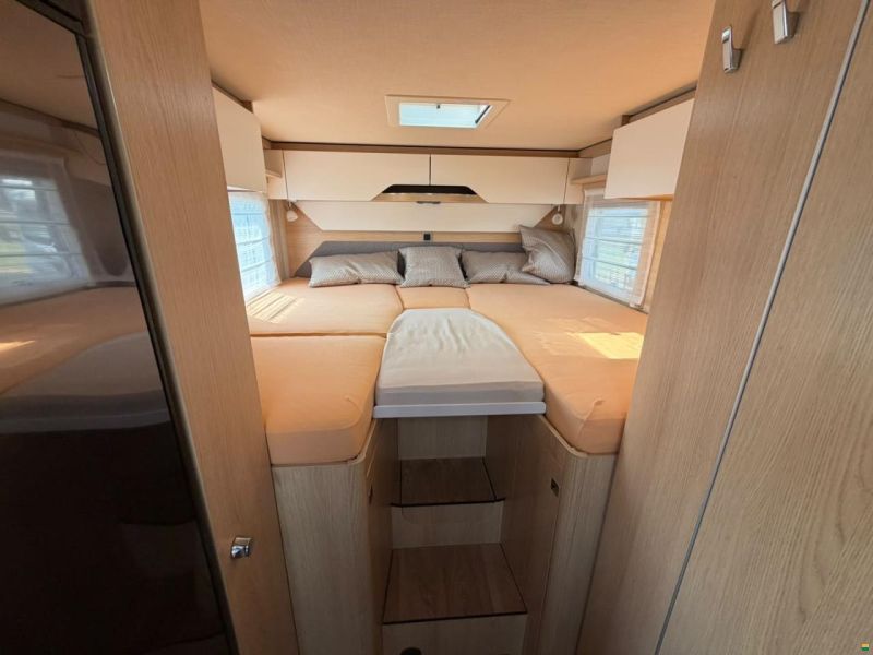 Mercedes Benz ***HYMER 580BMC***NEUWERTIG**LÄNGSBETT**